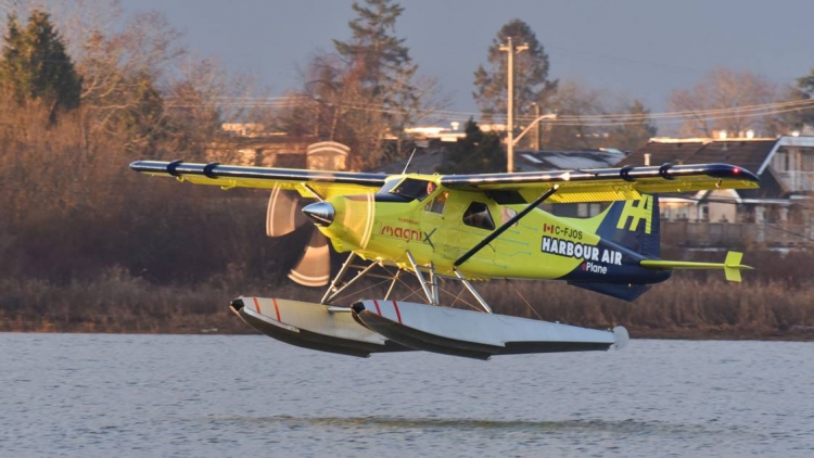 Canada: vol d’essai réussi pour le premier hydravion commercial électrique