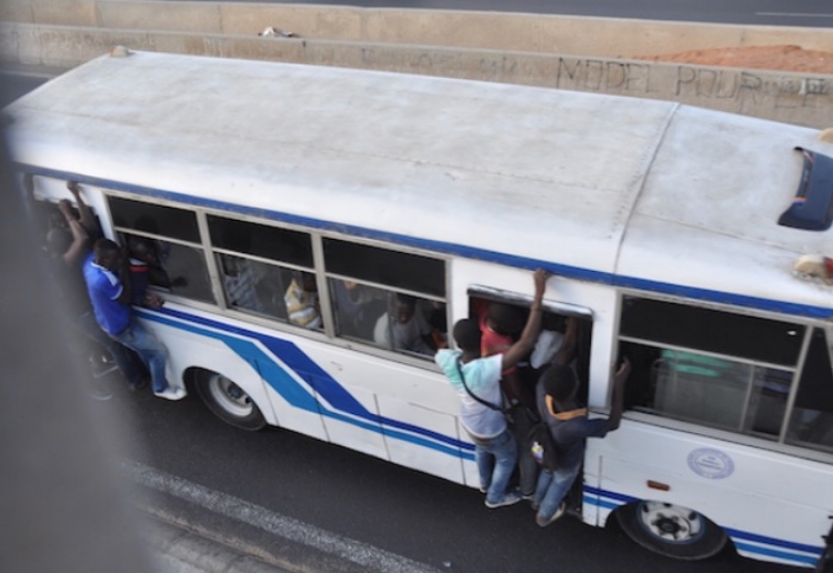 SENEGAL: TRANSPORT DES BUS TATA, Une révolution « difficile » (Reportage)