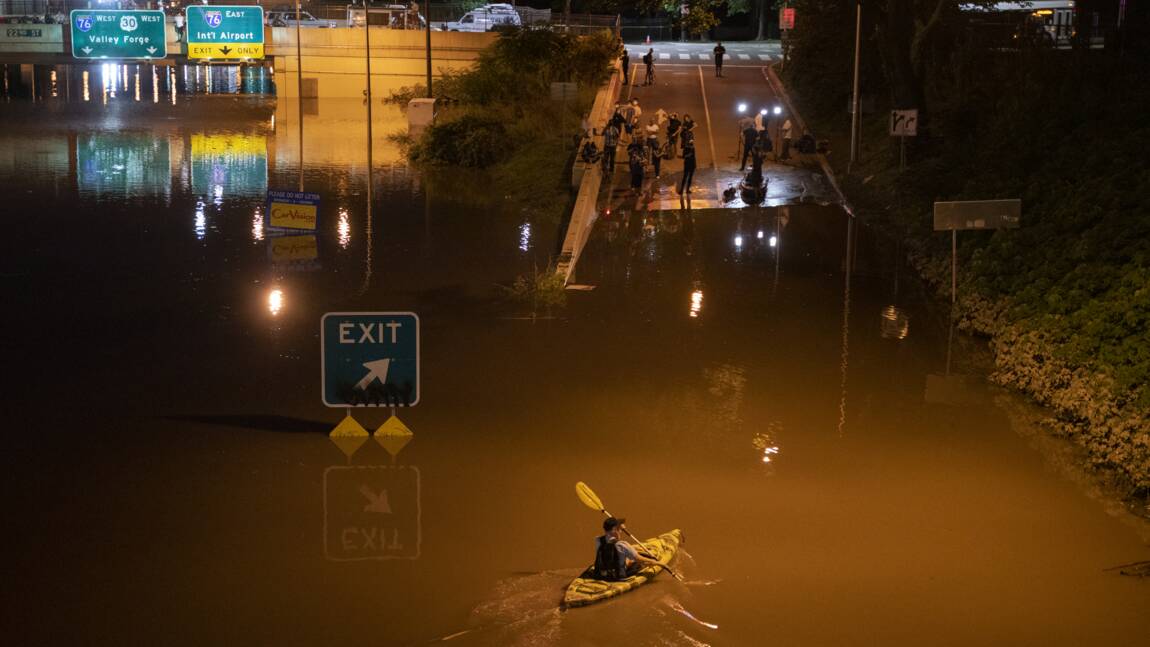 Tempête Ida: le dérèglement climatique pointé du doigt, Biden en Louisiane