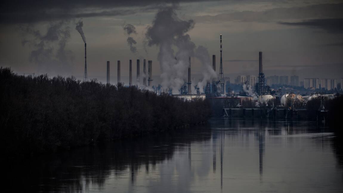 Total a sciemment minimisé son rôle dans la menace du changement climatique, selon des scientifiques