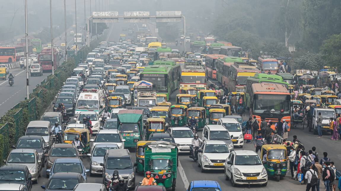 Inde: New Delhi sommée de se préparer à des mesures d’urgence face à la pollution