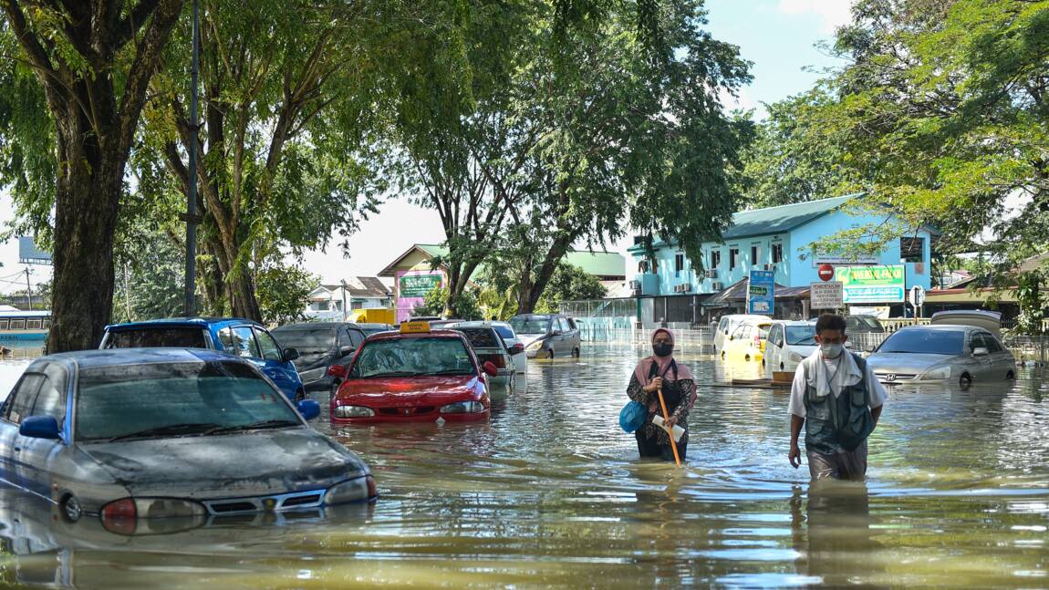 En Malaisie, au moins 14 morts et plus de 70 000 déplacés après des inondations démentielles