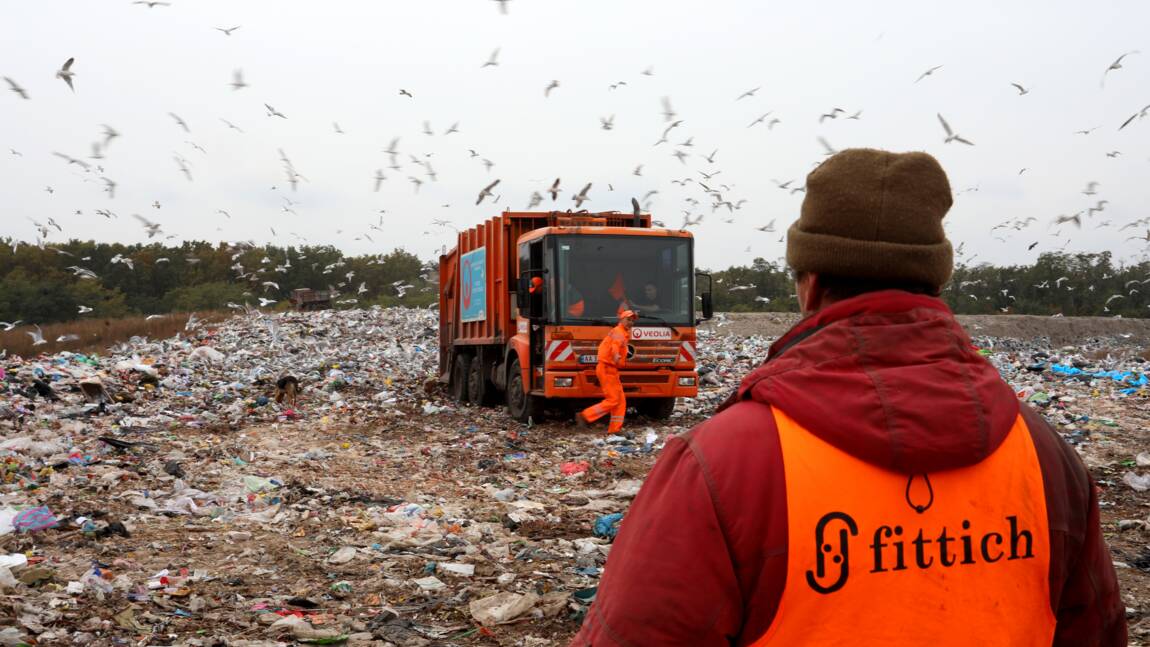 L’Ukraine peine à traiter ses déchets et “se noie” dans ses ordures