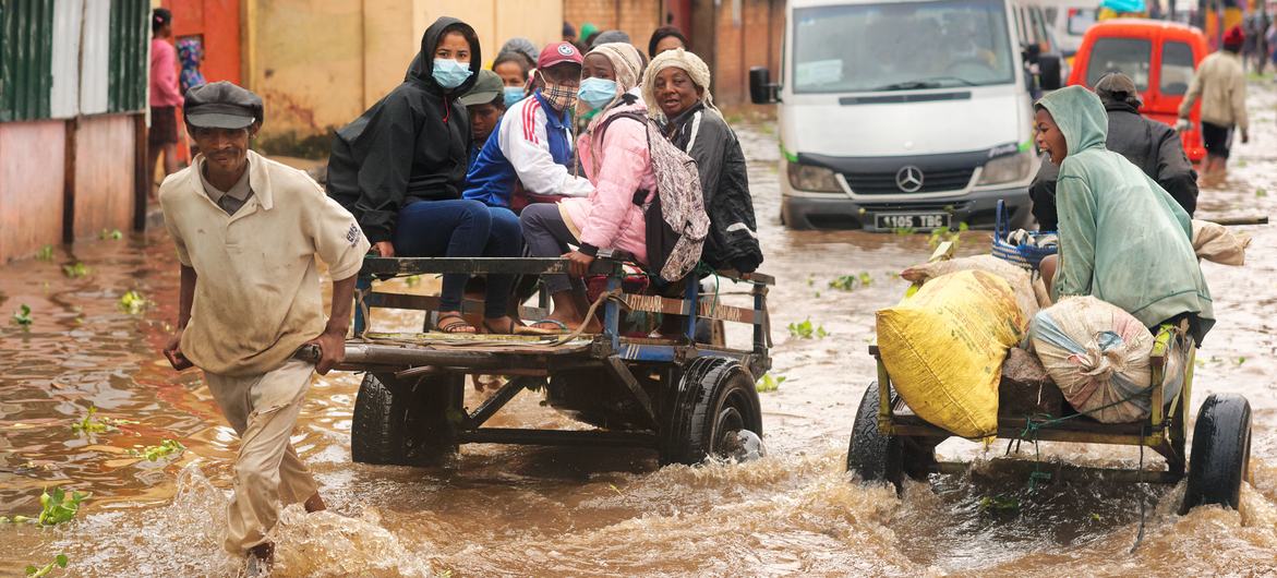 Madagascar : la tempête tropicale Ana fait au moins 34 morts dans la capitale Antananarivo 