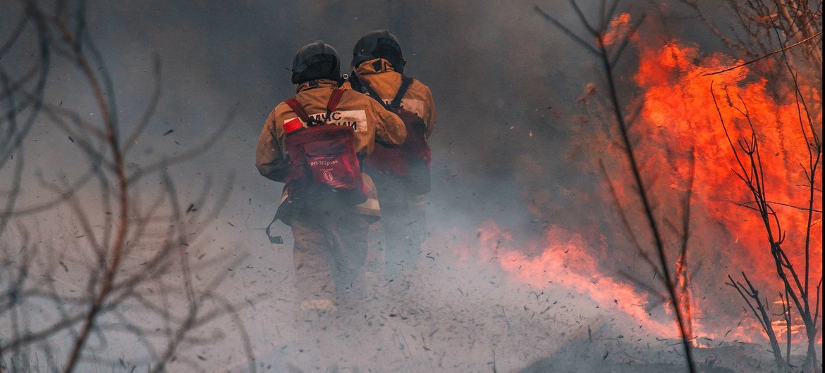 Les incendies incontrôlés vont augmenter de 50% d’ici à 2100, avertissent des experts