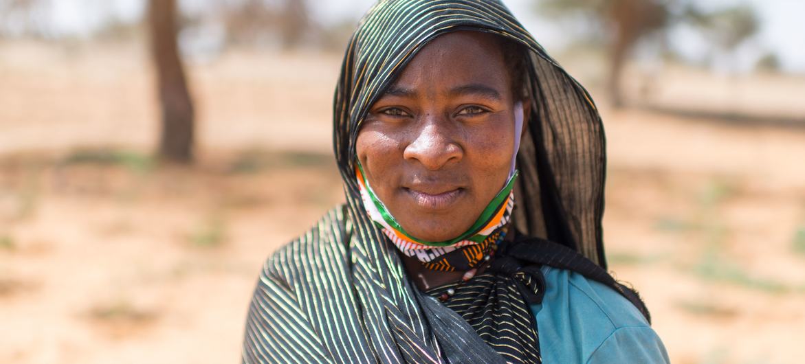 Les artisanes d’un avenir durable : lutter contre le désert, dans le contexte des crises des réfugiés et du climat au Niger