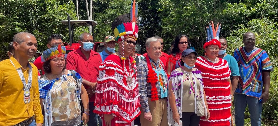 Le Suriname « inspire le monde pour sauver nos forêts tropicales », déclare le chef de l’ONU 